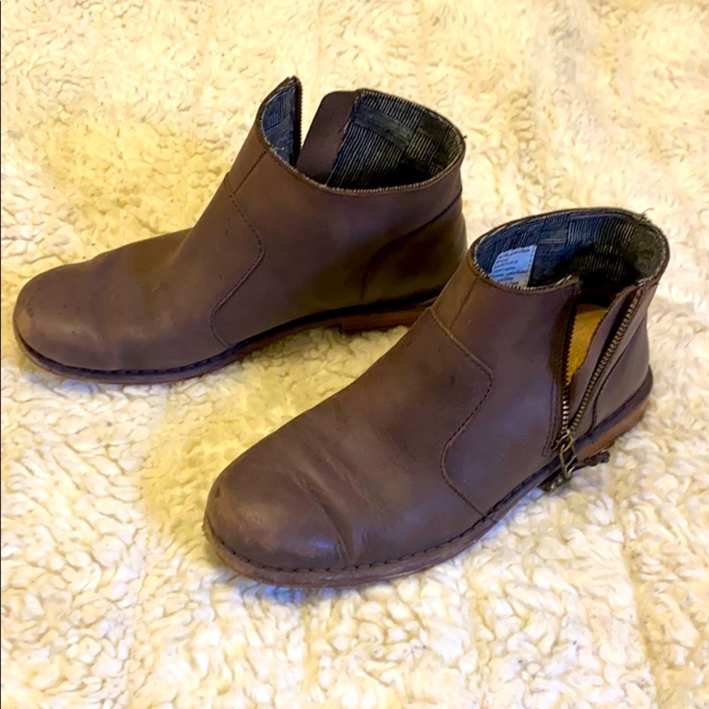 Brown booties